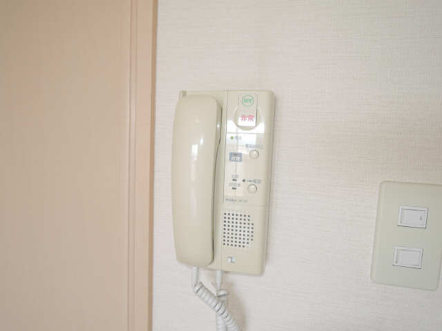 インターホン