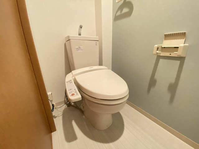 プレシャス 1階 WC