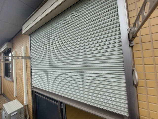 シャッター雨戸