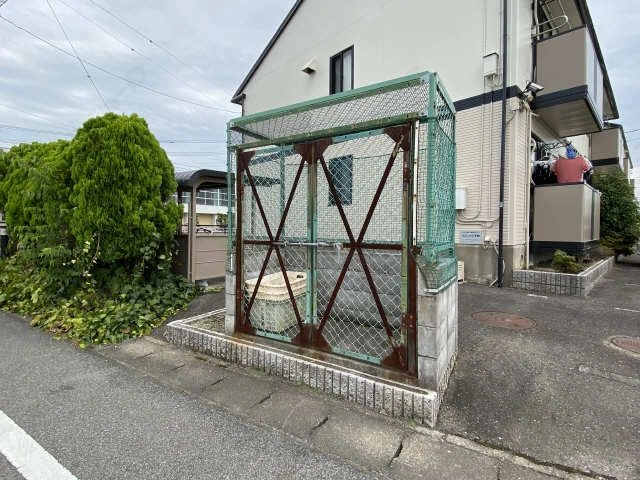 ゴミ置き場