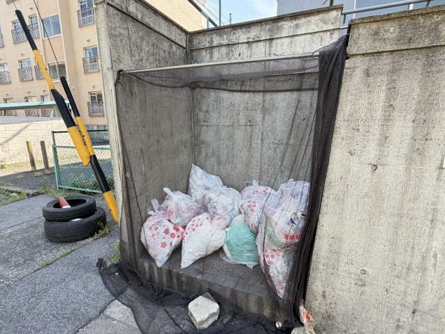 ごみ置き場