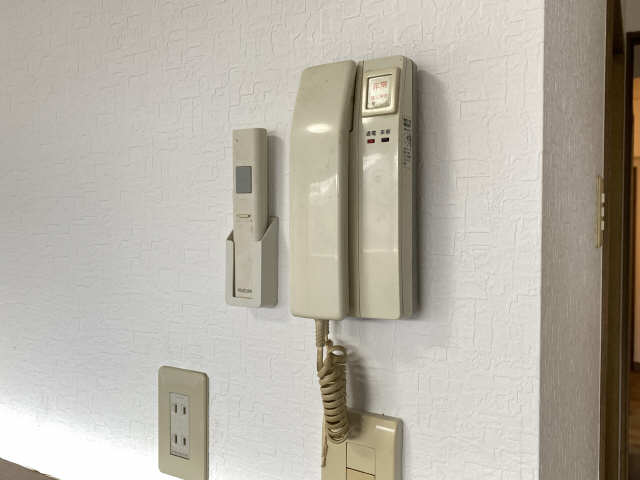 インターホン