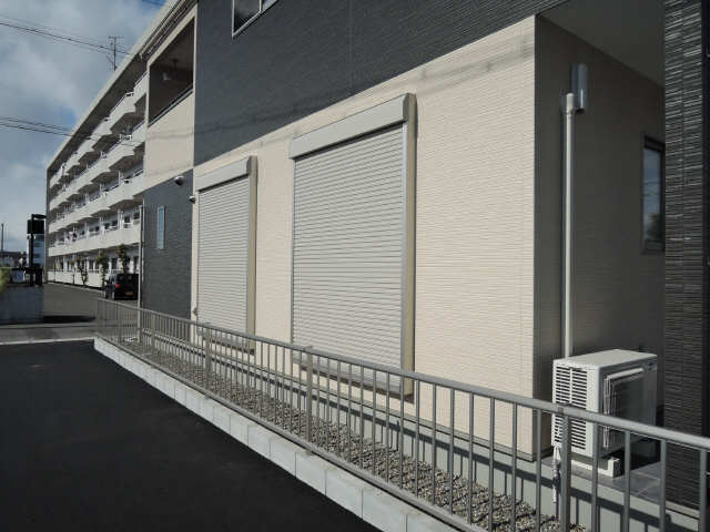 シャッター雨戸