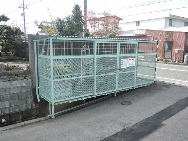 ゴミステーション