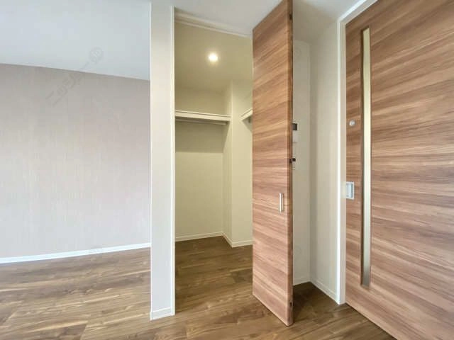 ウォークインクローゼット