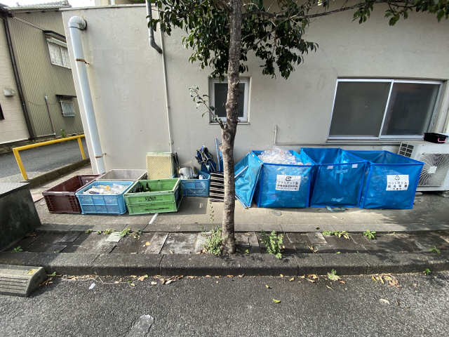 ゴミ置き場