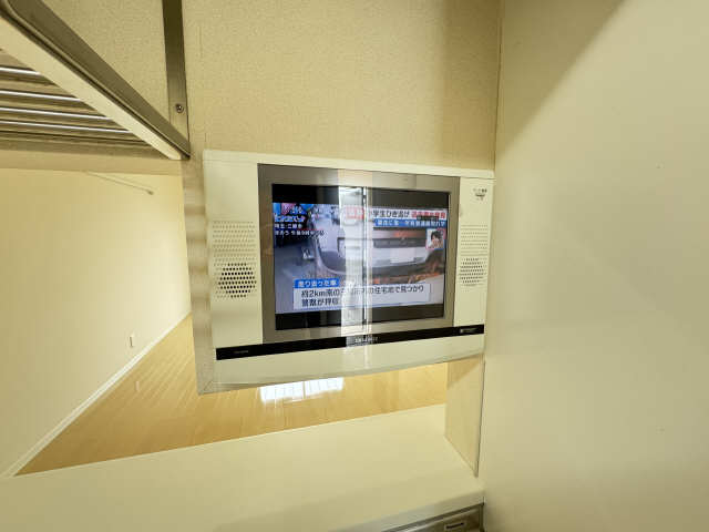 キッチンテレビ