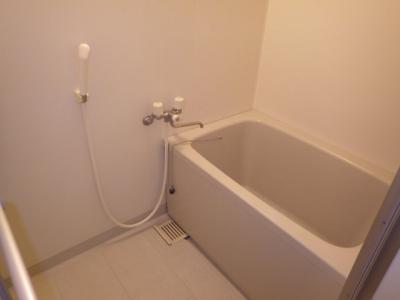 レオパレスシェルティ 1階 浴室