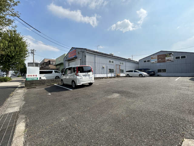 近隣駐車場