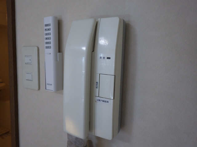 インターホン