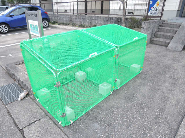 ごみBOX
