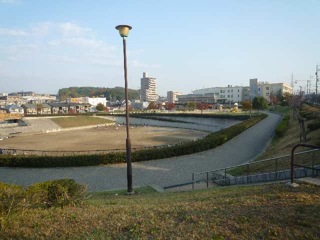 扇川公園歩2分