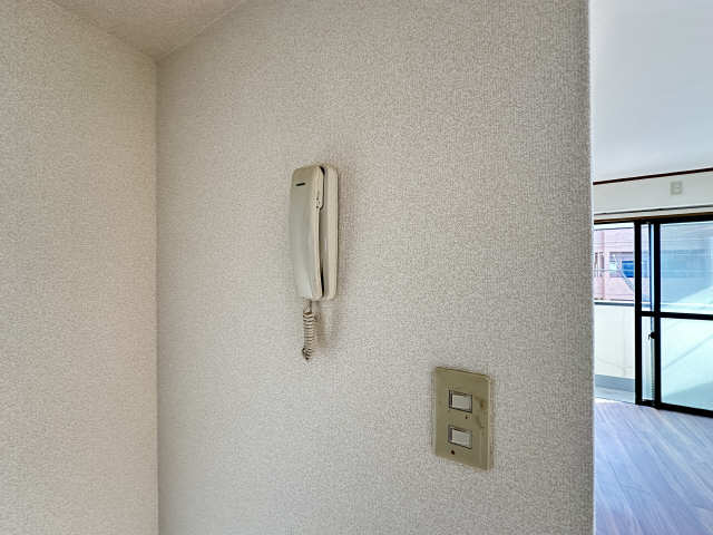 インターホン