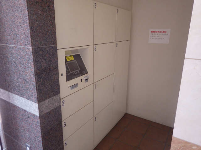 宅配ボックス