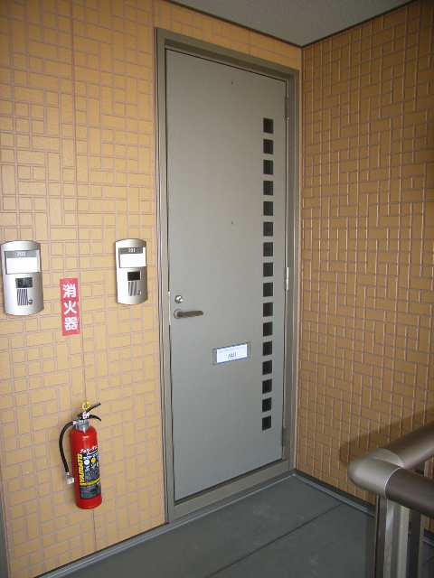 玄関ドア