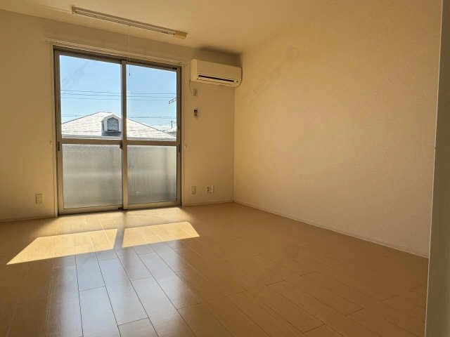 室内（同型）