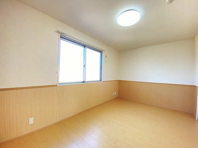 室内（同型）
