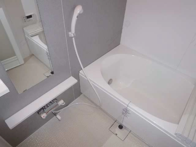 浴室　※同タ イプ