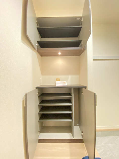 シューズBOX