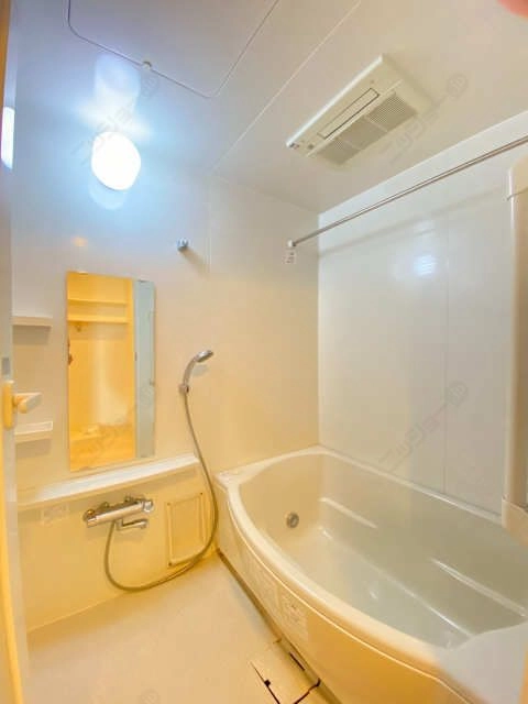 浴室　※同タイプ