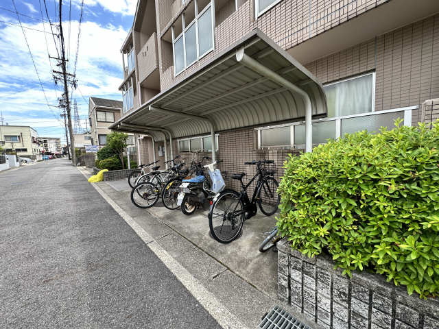 シティ・ライフ島田 1階 駐輪場