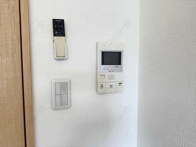 モニター付きインターホン