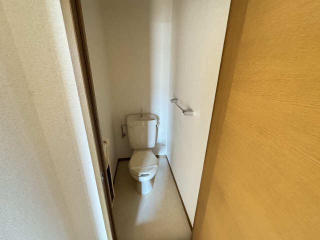ハイカムール二本松 2階 WC