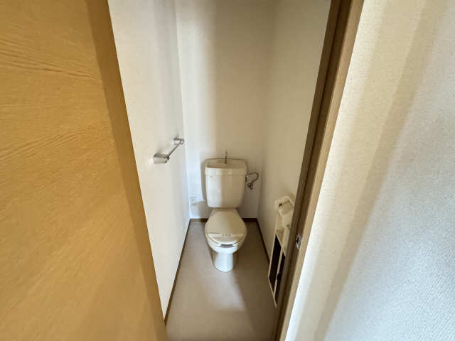 ハイカムール二本松 2階 WC