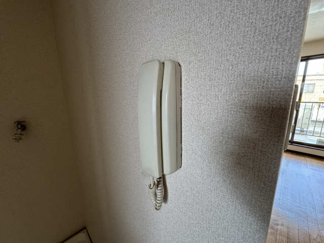 インターホン