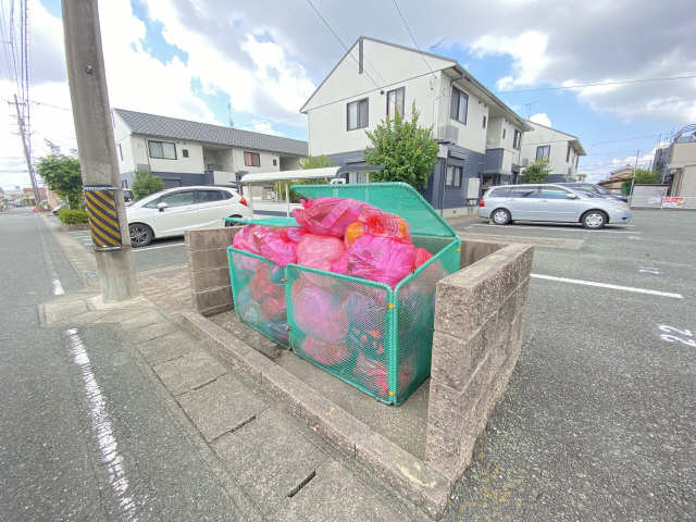 ゴミステーション