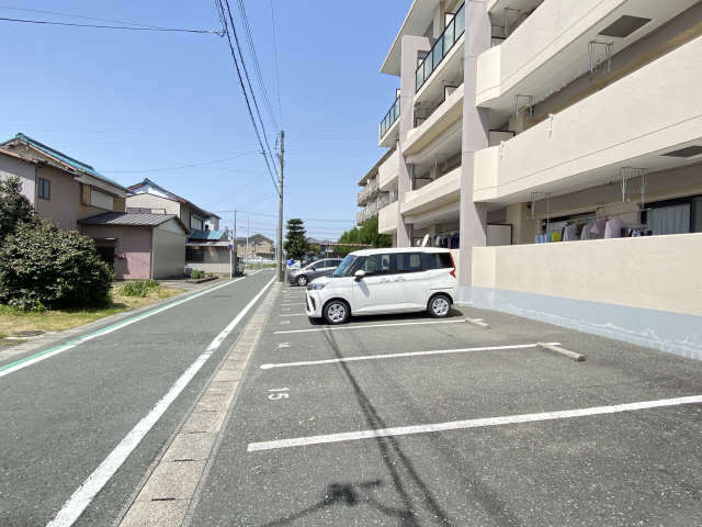 諏訪ステージ 4階 駐車場