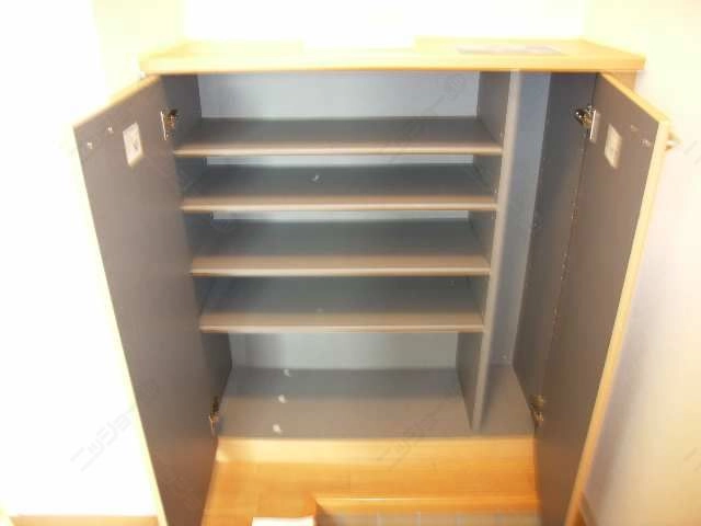 シューズボックス