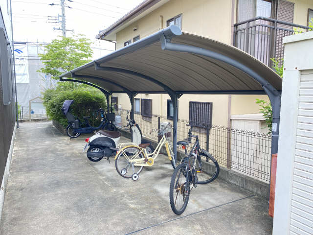 ふぁみーゆ御油 2階 駐車場