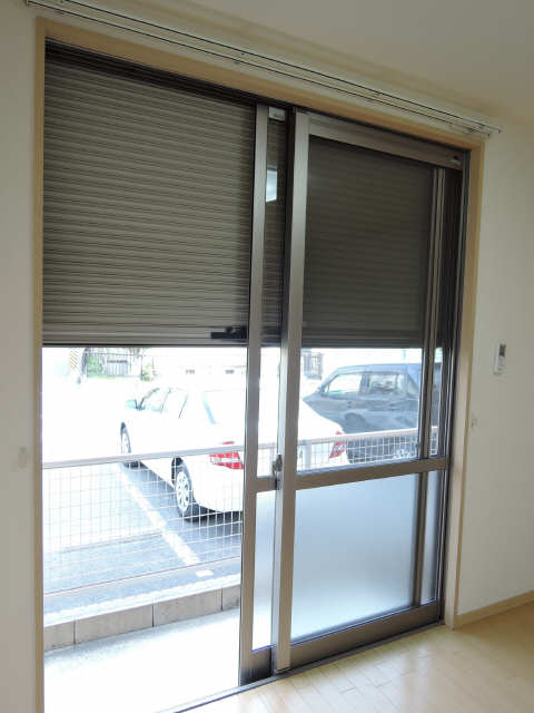 シャッター雨戸