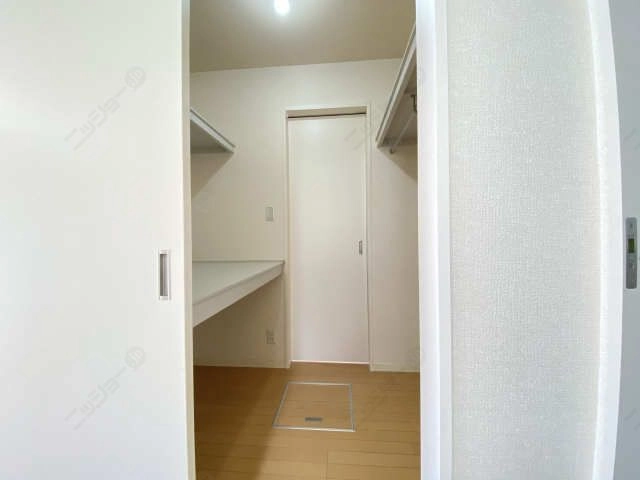 ウォークインクローゼット