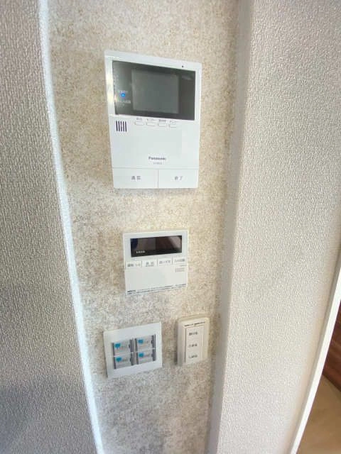 モニター付きインターホン