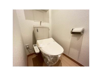 ラフィネ本野ヶ原 2階 WC