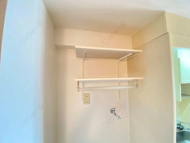 ランドリー可動棚