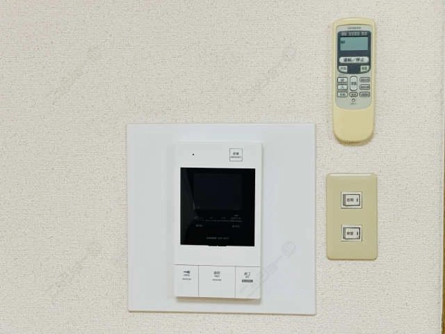 モニター付きインターホン