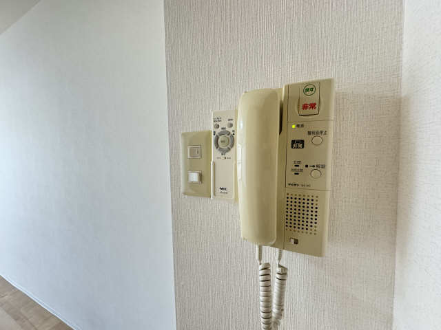 インターホン