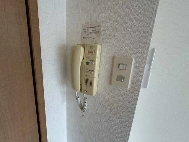 インターホン