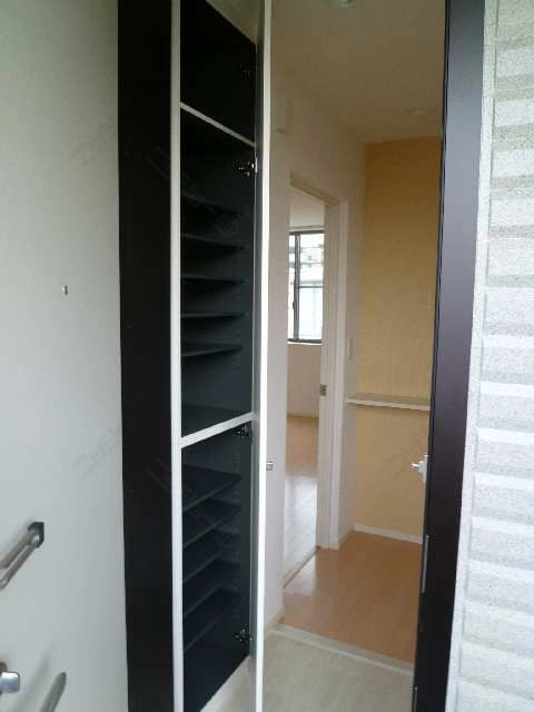 シューズボックス