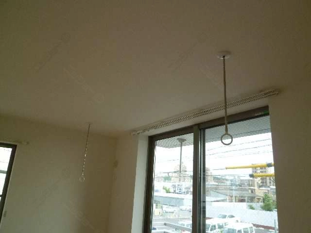 室内物干し金具