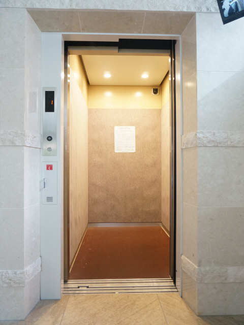 エレベーター