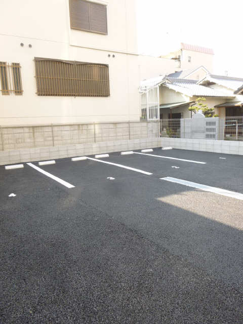 屋根無駐車場