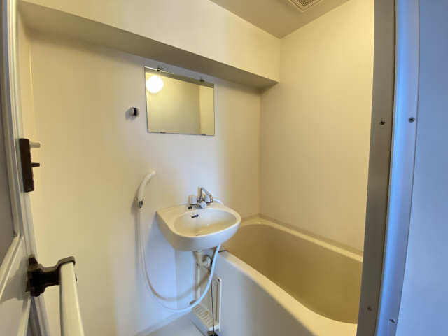 プロクシィスクエア徳川 4階 浴室