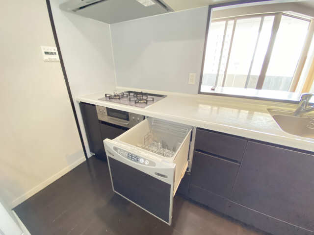 ユニロイヤル白壁　７０２号室 7階 食洗機（サービス品）