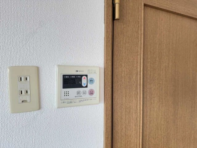 給湯リモコンパネル