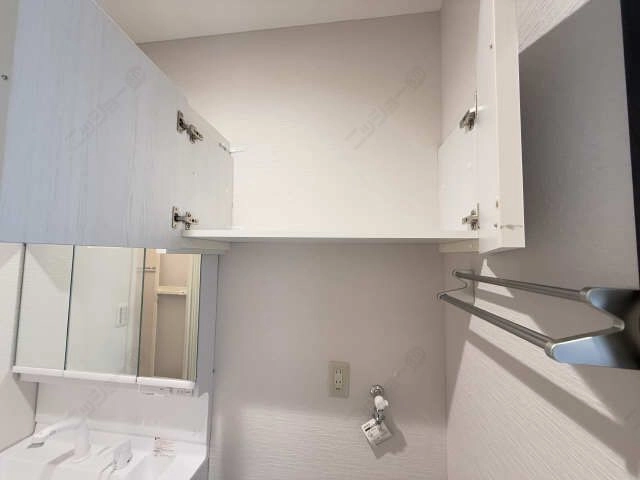 洗濯機上部収納