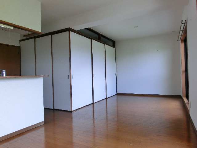 リビング～中洋間